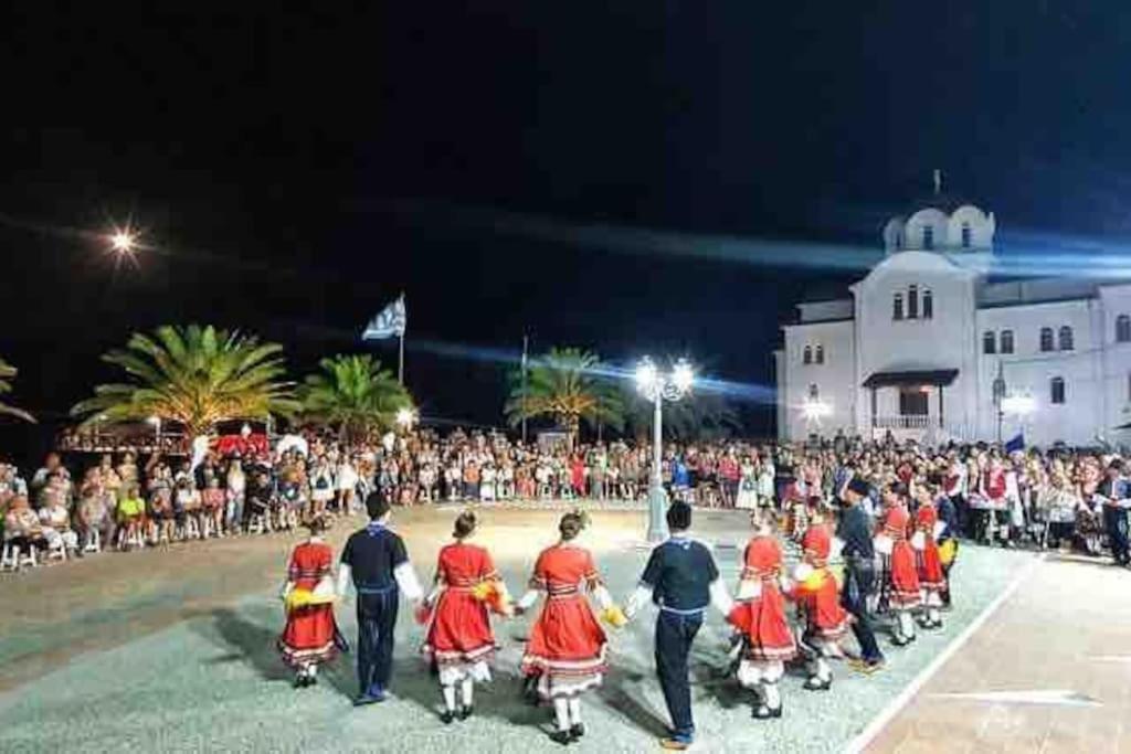 Eden Suite Paralia Εξωτερικό φωτογραφία