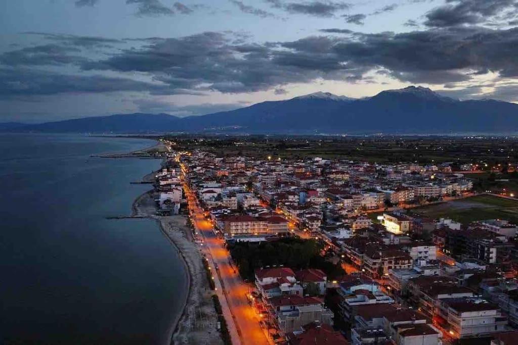 Eden Suite Paralia Εξωτερικό φωτογραφία