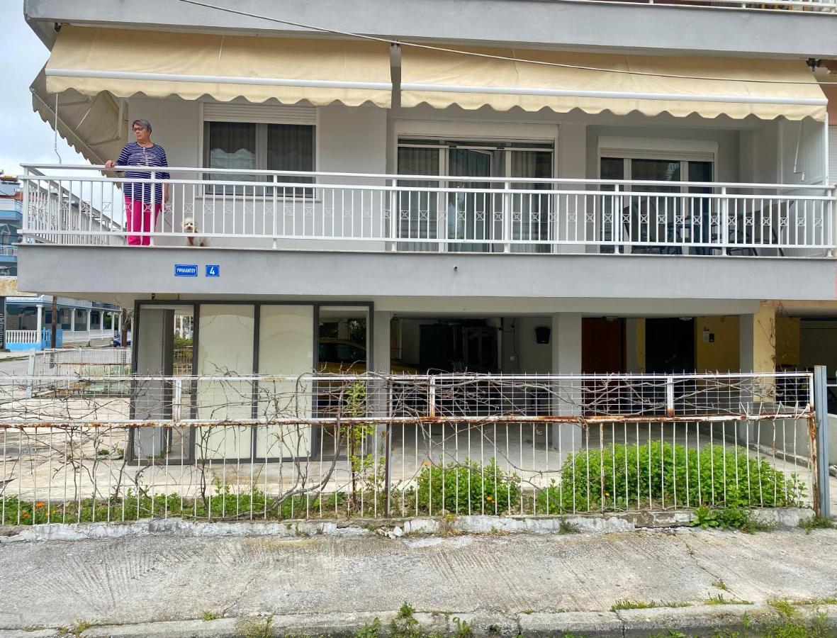 Eden Suite Paralia Εξωτερικό φωτογραφία