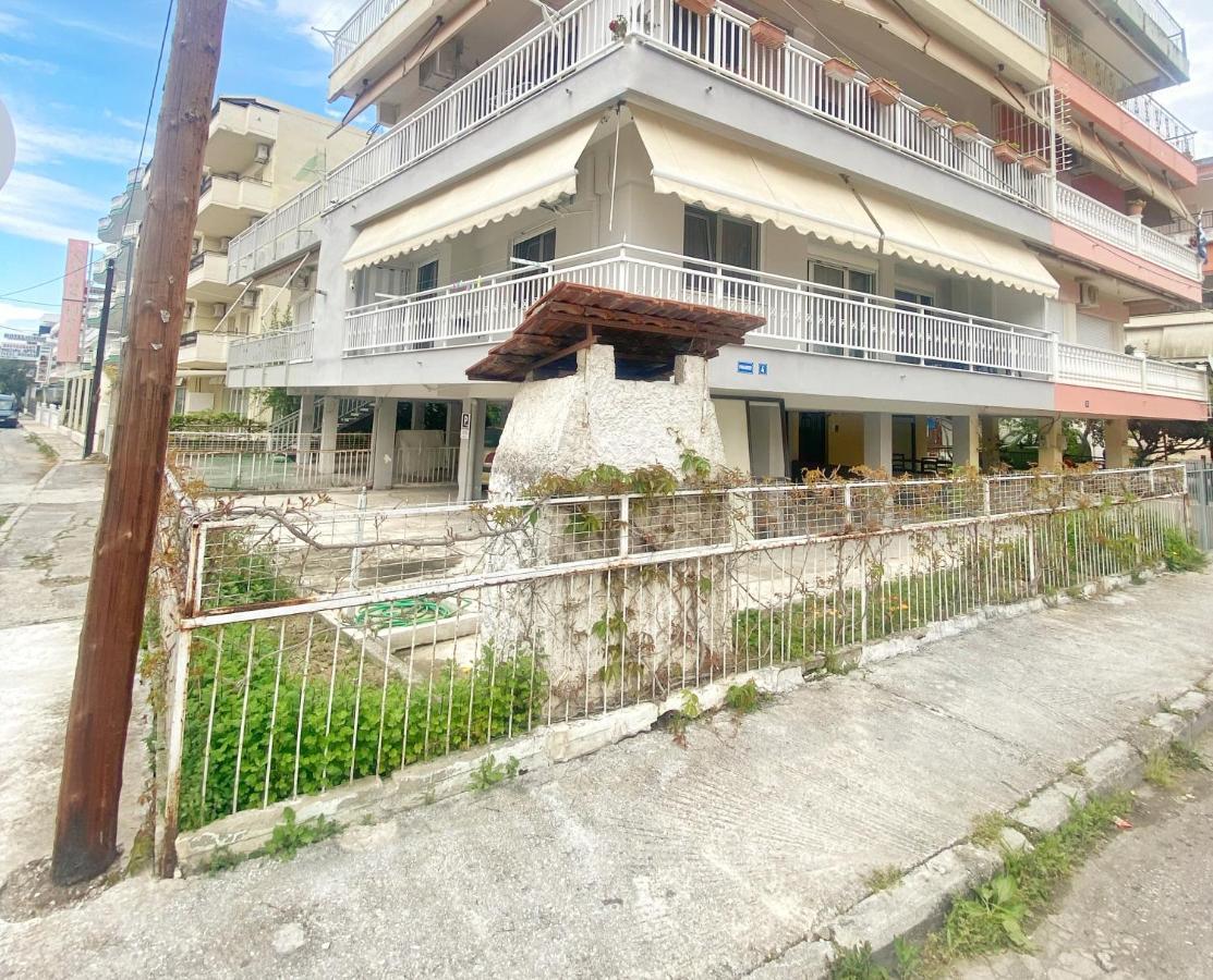 Eden Suite Paralia Εξωτερικό φωτογραφία